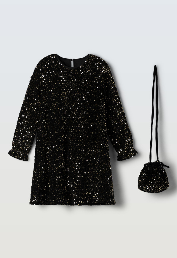 Βελουτέ φόρεμα ΕΒΙΤΑ σε μαύρο χρώμα με παγιέτες και ασορτί τσαντάκι.