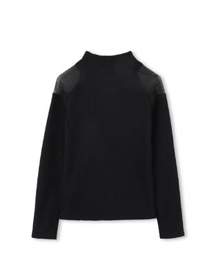 D.K.N.Y turtleneck top. in black color.