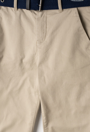 Παντελόνι HASHTAG σε μπεζ χρώμα με ανεξάρτητη ζώνη.