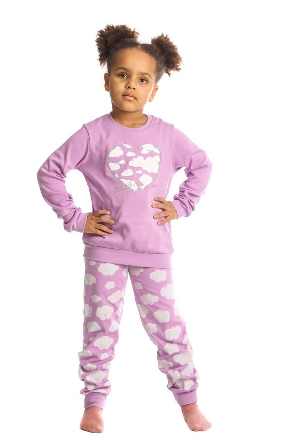 DREAMS pajamas in lilac color with bubble print.