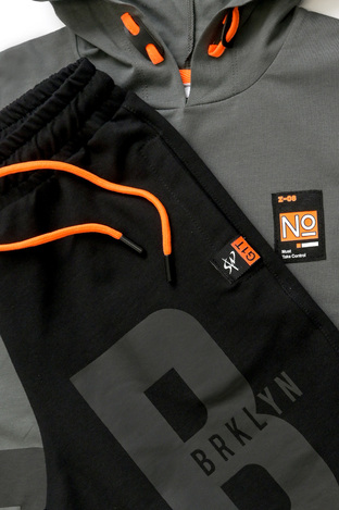 SPRINT shorts set in gray color with hood.