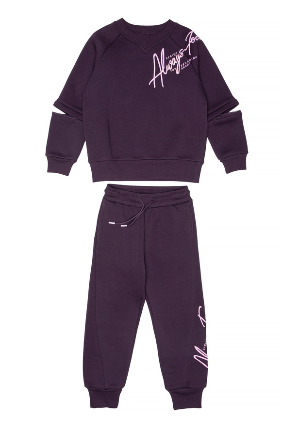 Σετ φόρμας SPRINT σε μωβ σκούρο χρώμα με στρογγυλή λαιμόκοψη. 