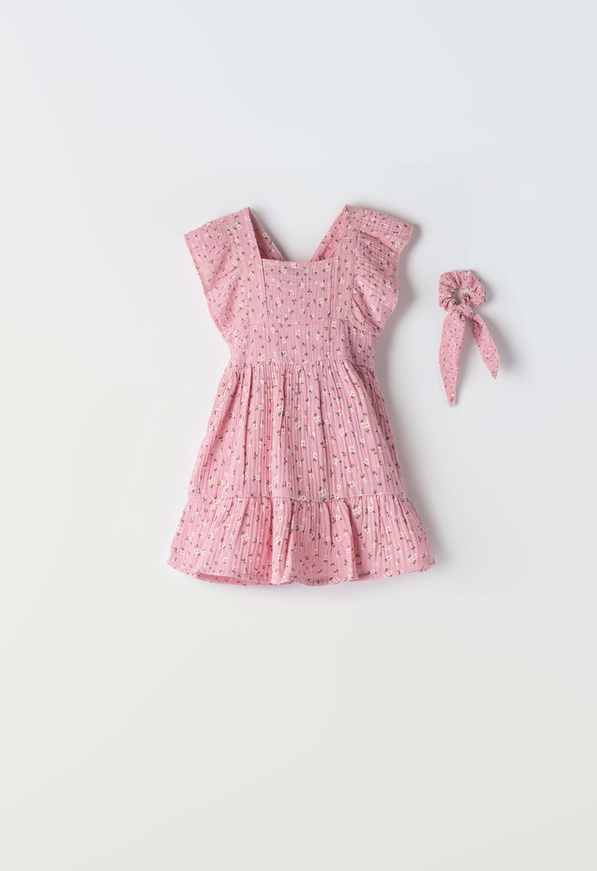 Φόρεμα ΕΒΙΤΑ σε χρώμα ροζ με floral σχέδιο.