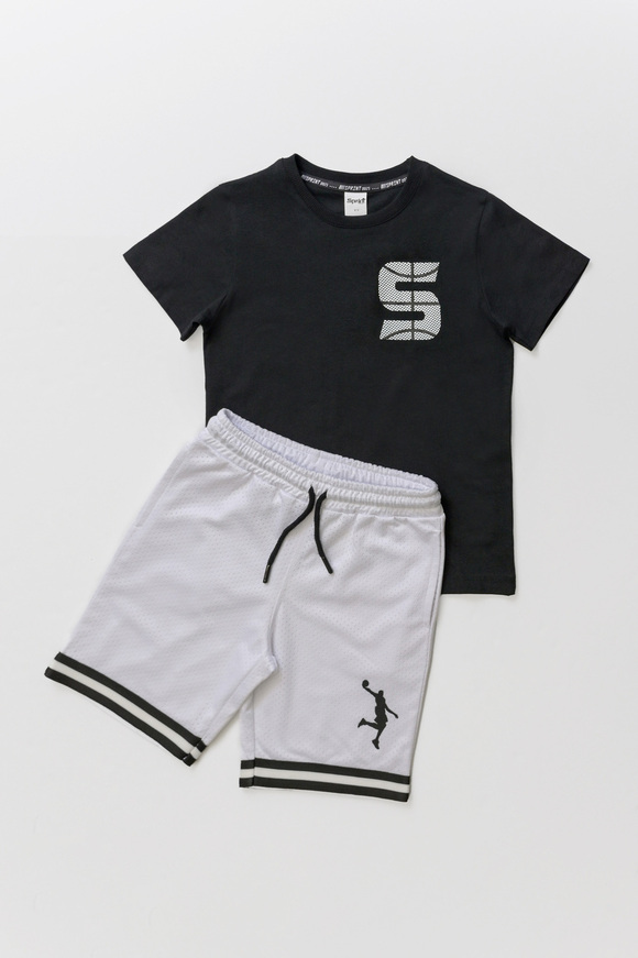 SPRINT shorts set in black with embossed basketball player print.