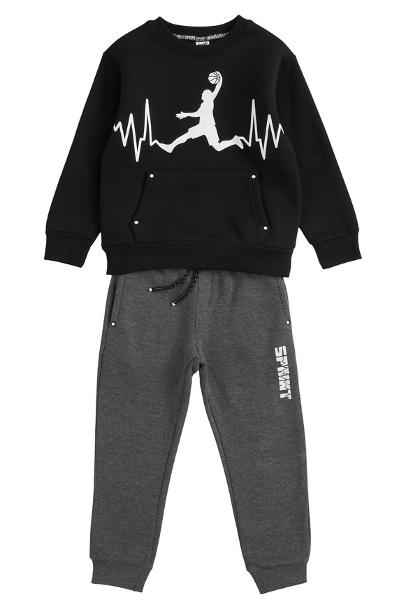 SPRINT tracksuit set in black with an embossed print in a basketball player design.