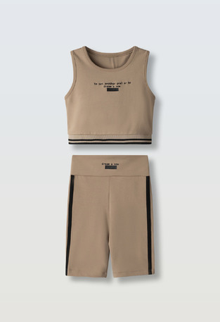 EVITA cycling tights set in beige.