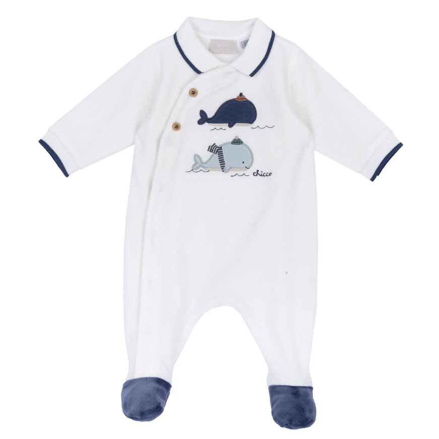 Βελουτέ φορμάκι CHICCO σε λευκό χρώμα με ανάγλυφο τύπωμα φάλαινες. 