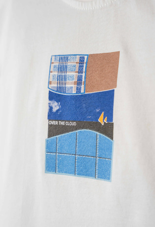 Σετ 2 τεμ. HASHTAG, κοντομάνικη μπλούζα σε χρώμα λευκό, με βερμούδα και ασορτί καπέλο.